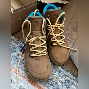 Be Lenka Barebarics Element water resistant Boots walnut brown New US 9